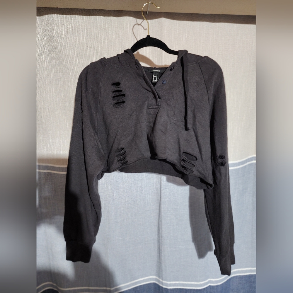 Forever 21 crop top distressed Sweater